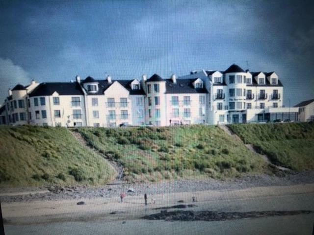 Beach Front Apt Portballintrae , Bushmills Close To Royal Portrush Golf Club المظهر الخارجي الصورة